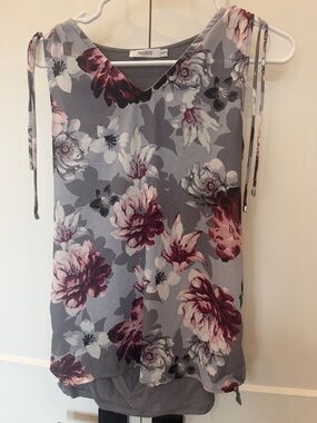 Ricki's Gray Floral Sleeveless Tie-Shoulder Top with purple Accents